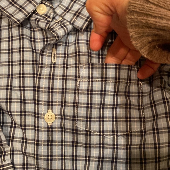 Crazy 8 baby boy button down blue plaid w front pocket. NWT baby 12-18 months. - Picture 3 of 5